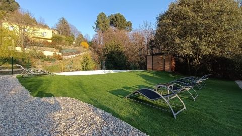 L'extérieur de la Villa de Luna, gites au calme en Ardèche