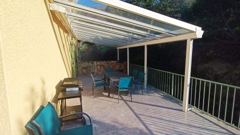 La terrasse du gite Vaultour, gite au calme Vals les Bains